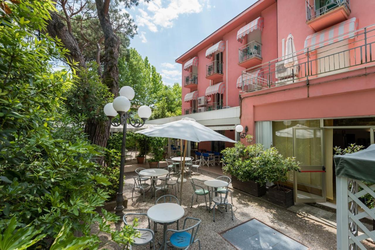Rosa Hotel